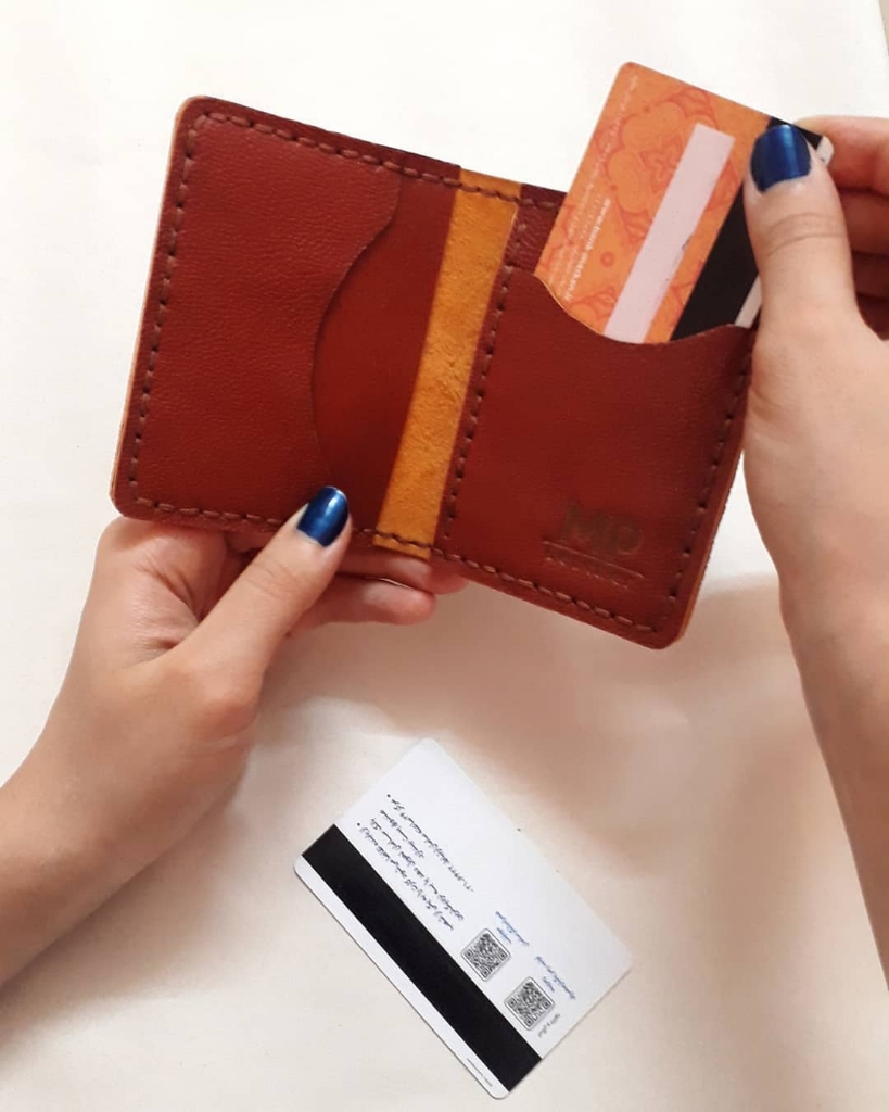 کیف کارت چرم دستدوز