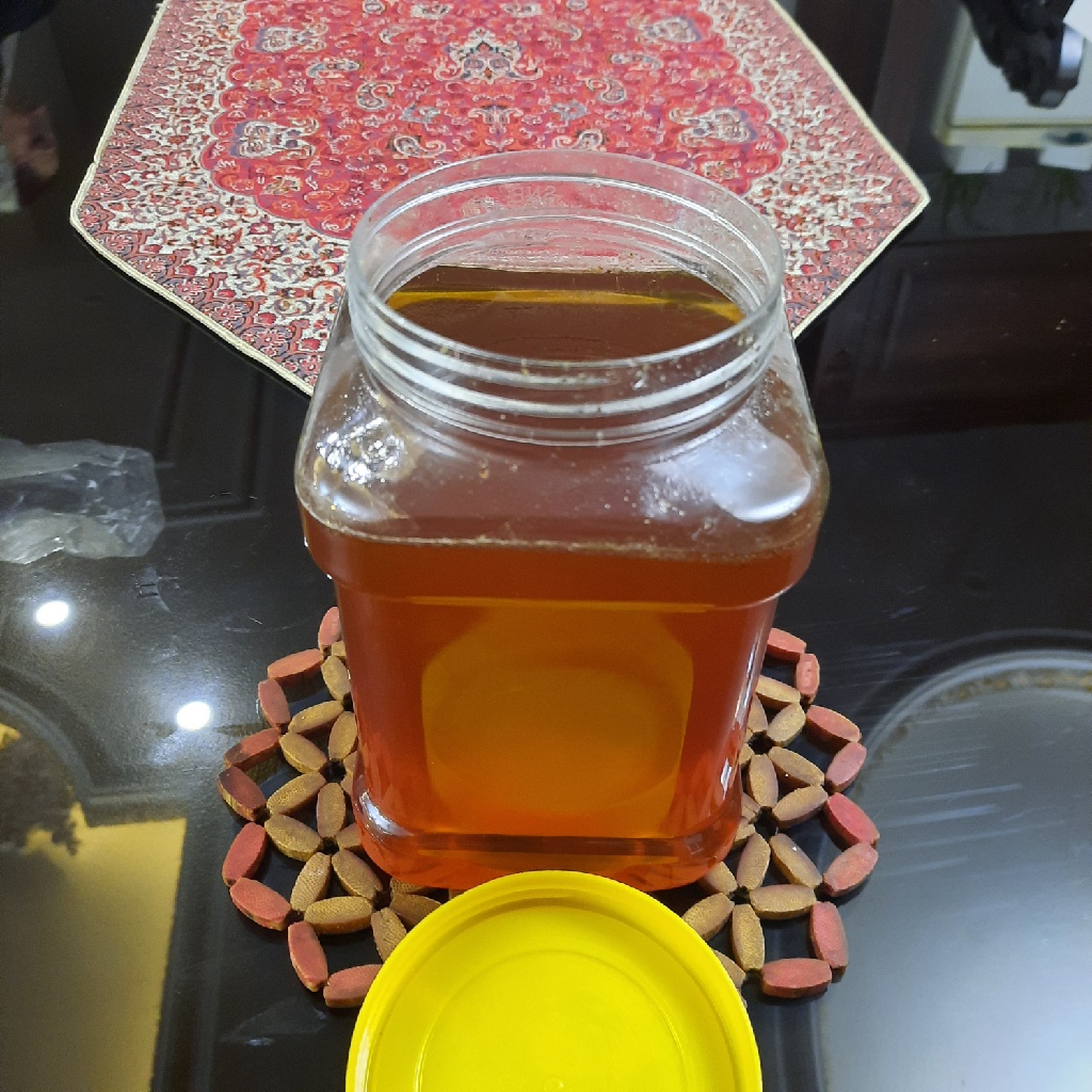 عسل بدون مون درجه یک با ساکارز ۱.۳