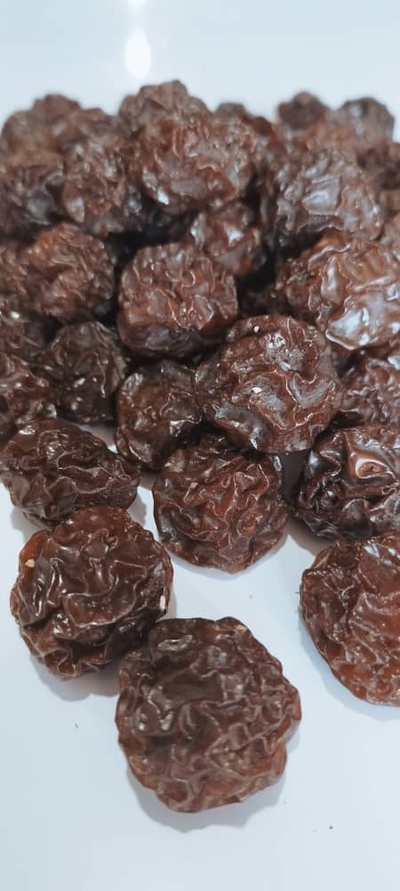 آلوچه سیاه مراغه اعلا شیرین ( پاک شده و خشک -کیلویی )
